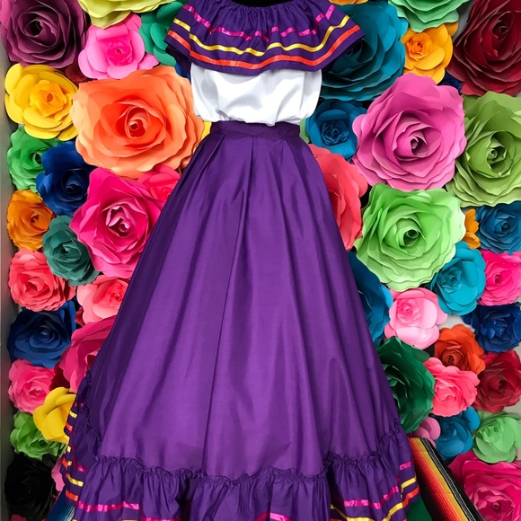 Mexican two piece skirt 39” long Jalisco style purple for 5 Mayo, Mexican party - Picture 2 of 6